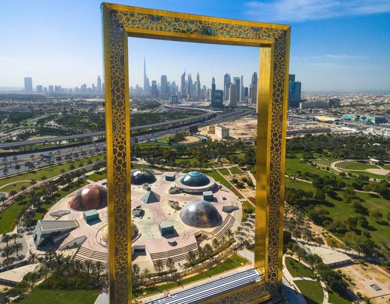 Dubai_Frame