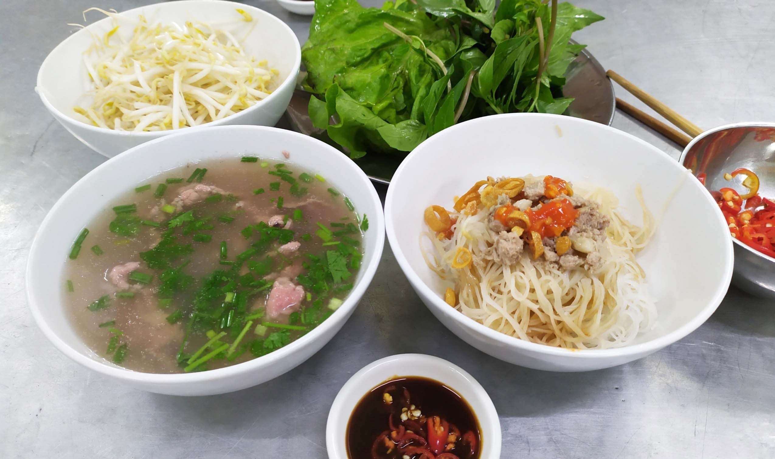 Phở khô - Đặc sản nức tiếng Gia Lai