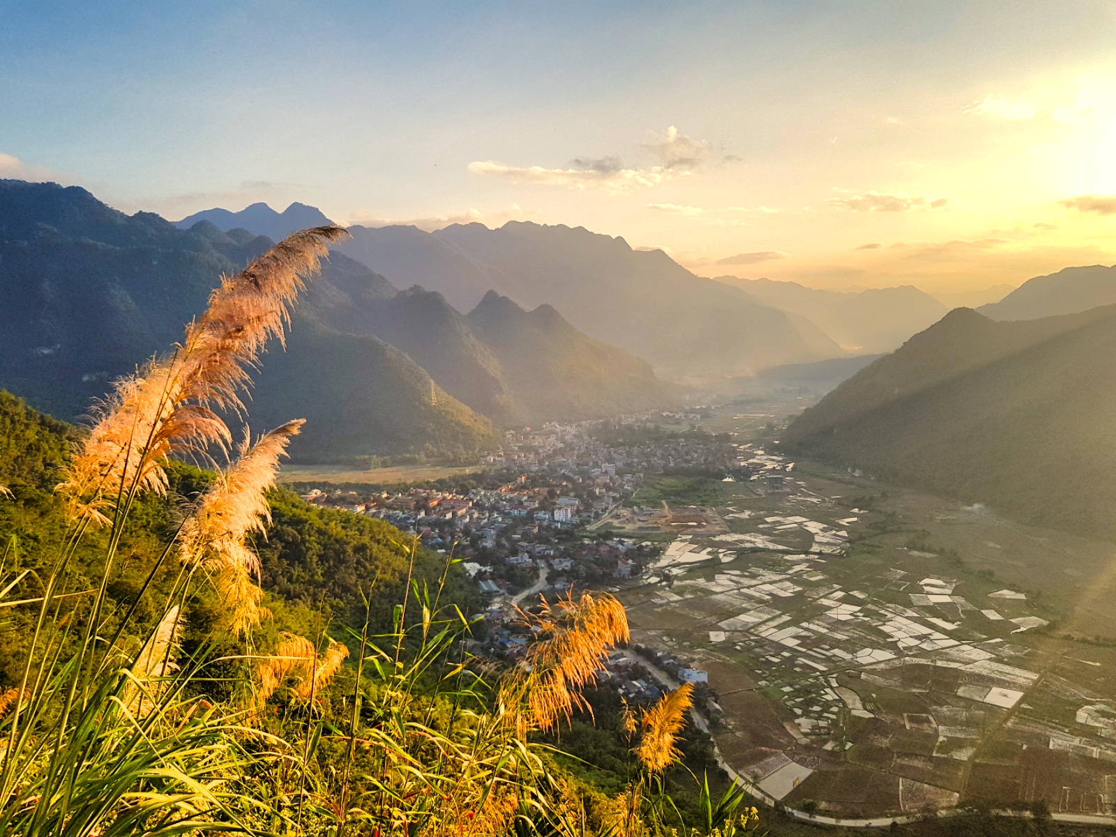 du lịch Tây bắc mai châu