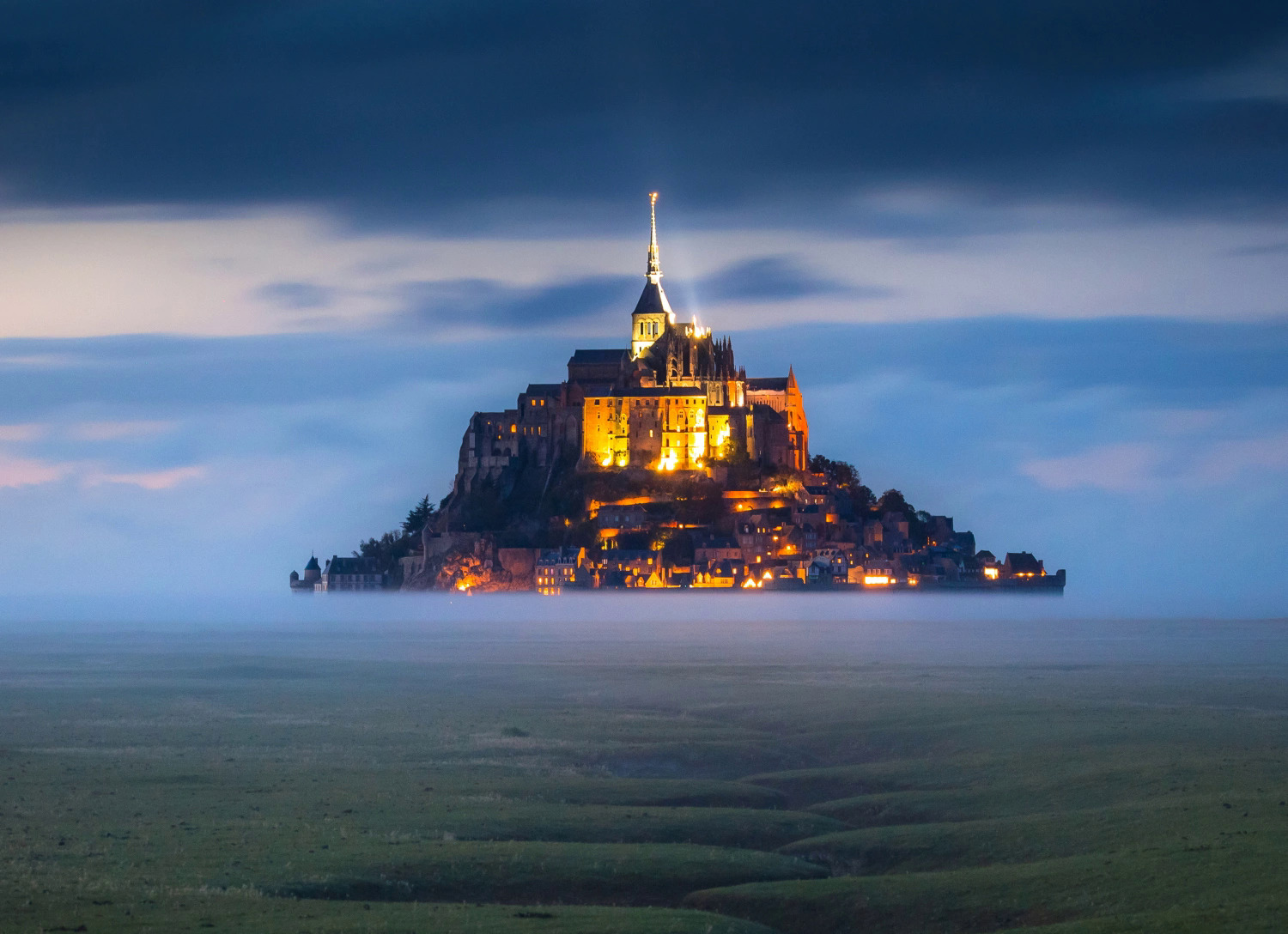 Tu viện Mont Saint Michel và những bí ẩn chưa có lời giải