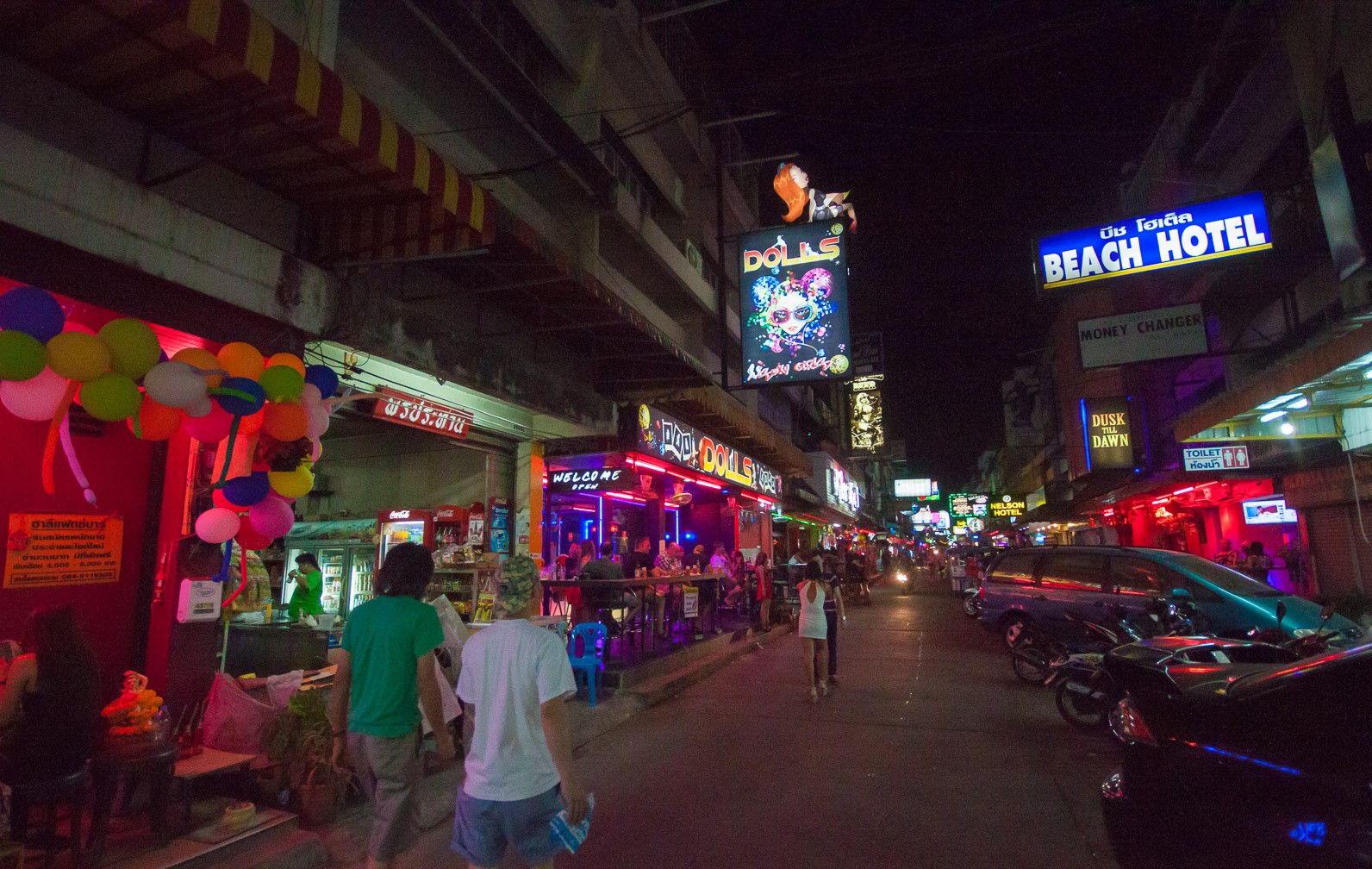 Soi 6 là điểm vui chơi đêm không thể bỏ qua tại Pattaya