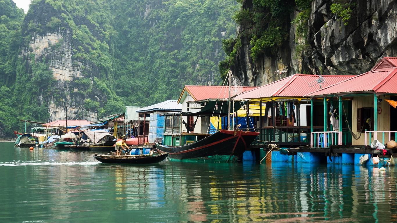 Làng chài Cửa Vạn du lịch Hạ Long