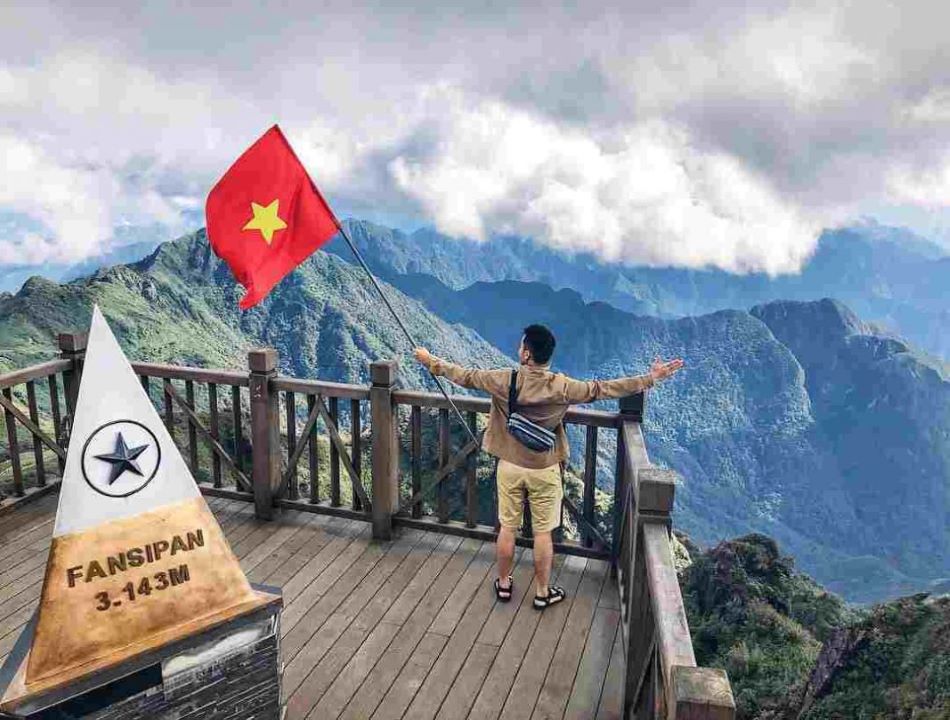 biểu tượng nóc nhà Việt Nam-đỉnh Fansipan
