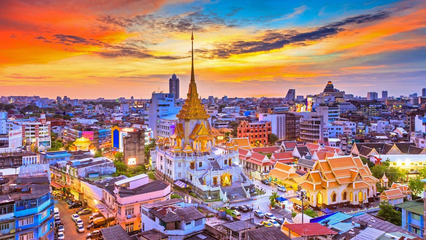 Chua-Phat-Vang-Bangkok